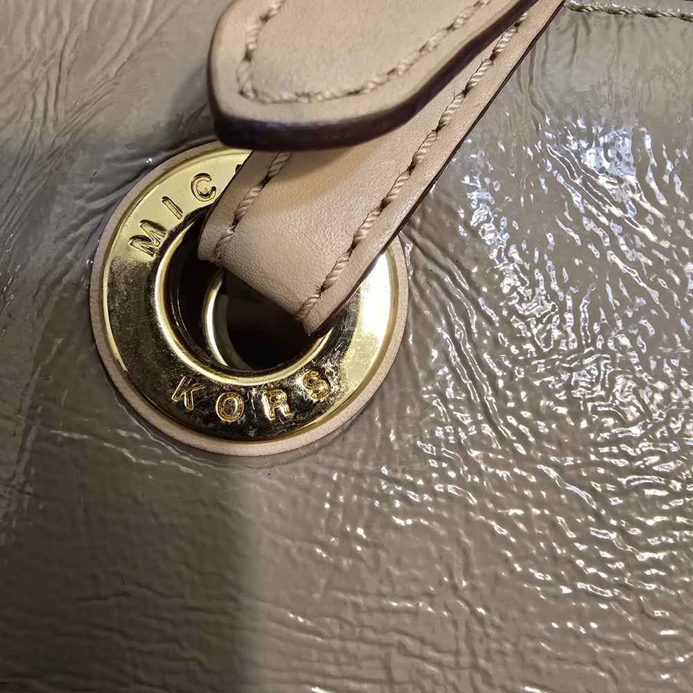 Michael Kors Taupe Leather Shoulder Bag - Picture 4 of 6